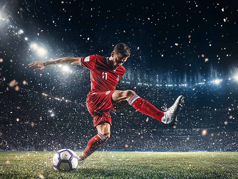 大翔守住啊！17岁小将麦卡伊杜抽射破门！曼城90埃克塞特城！